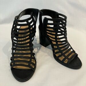 Black Strappy Block Heel Sandals Size 6